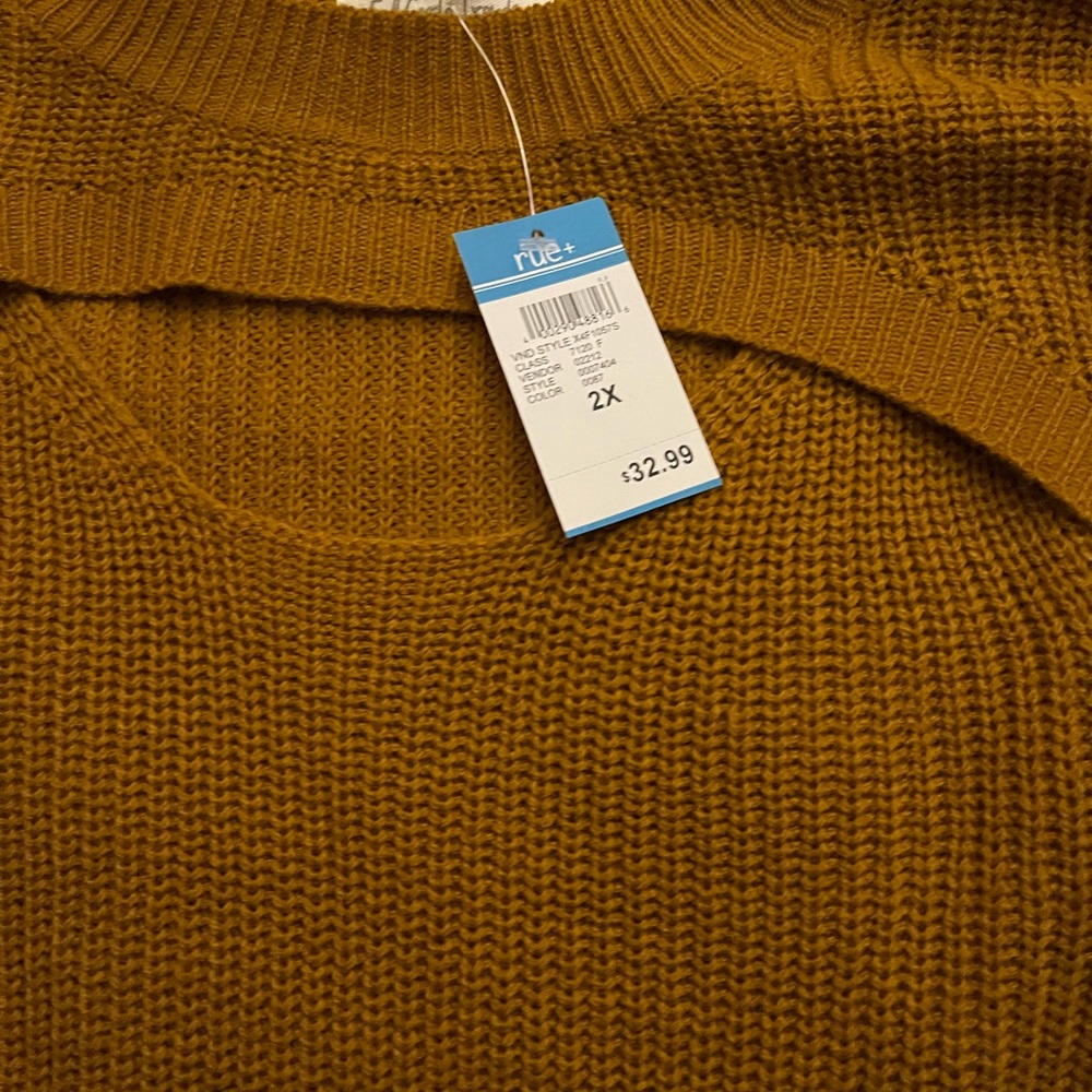 NWT Burnt Orange Keyhole Long Sleeve Sweater - Picture 3 of 3